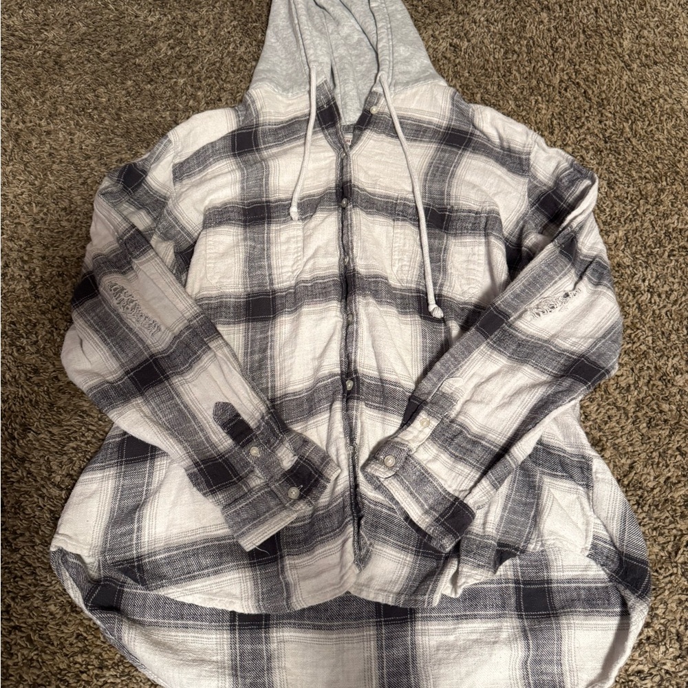 American Eagle Outfitters Gray and Black Plaid Shirt